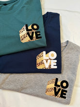 Load image into Gallery viewer, NEW - Retro LOVE - Women&#39;s T-Shirt - Various colours