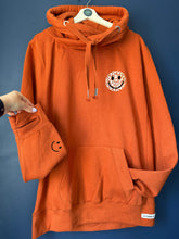 Load image into Gallery viewer, SALE! Small Smiley - Ultimate hoodie - Gingerbread. Size Large
