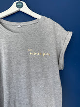 Load image into Gallery viewer, SALE! Women&#39;s T-Shirt. Grey &#39;Just... mince pies&#39;. Size Small