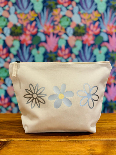 Flower/Mothers Day XL pouch - Personalised too!