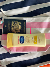 Load image into Gallery viewer, Just... Vacay - Pouch with personalisation