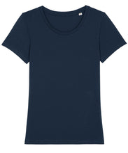 Load image into Gallery viewer, SALE! Women&#39;s Organic Navy Tee - Cute Cockail. Size Medium